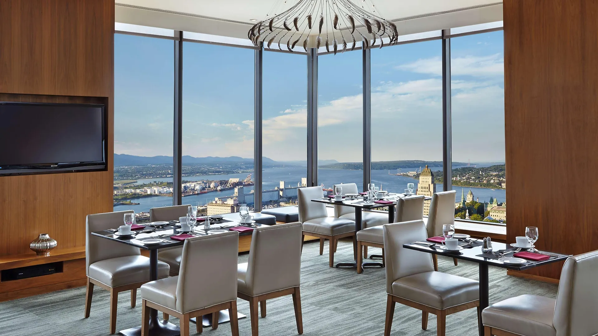 ****  מלון Hilton Quebec קנדה