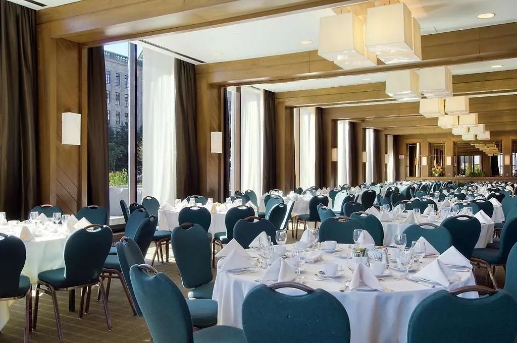 ****  מלון Hilton Quebec קנדה