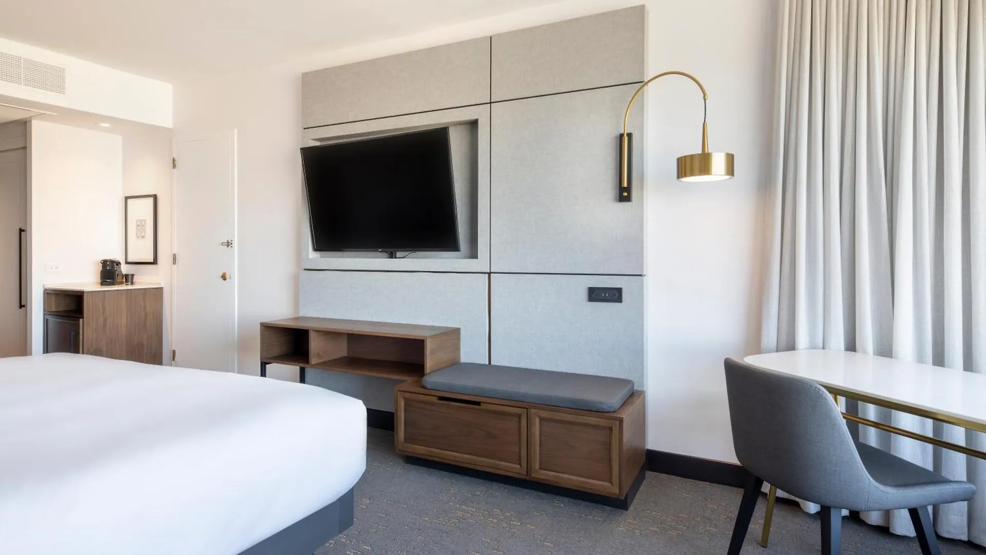 ****  Hilton Quebec Hotel Canada