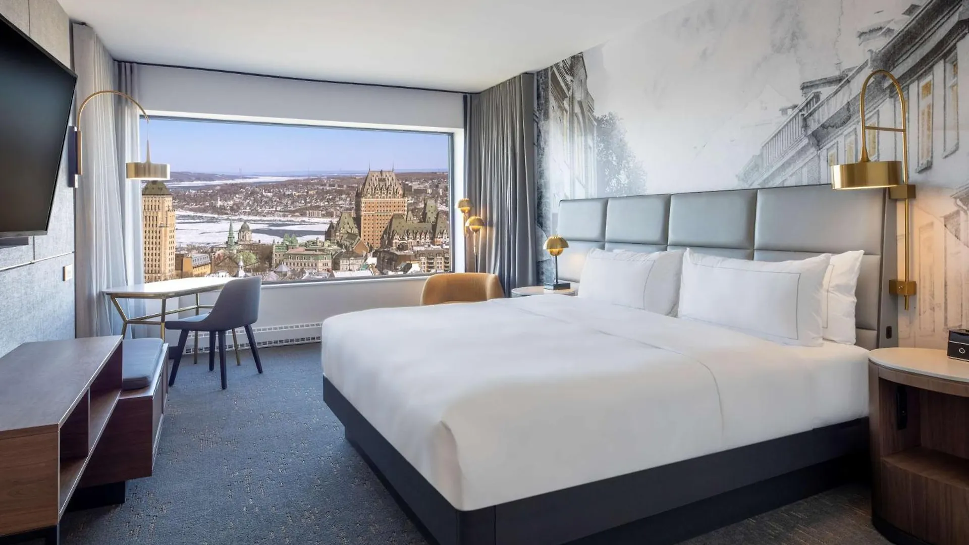 ****  Hilton Quebec Hotel Canada