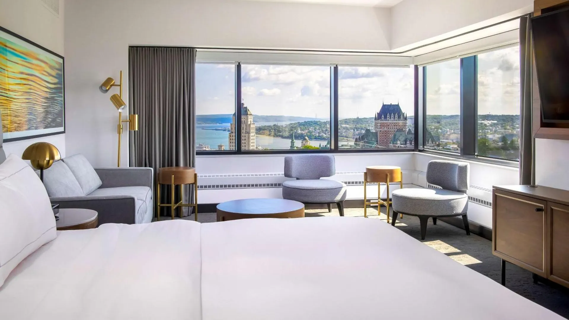Hilton Quebec Hotel