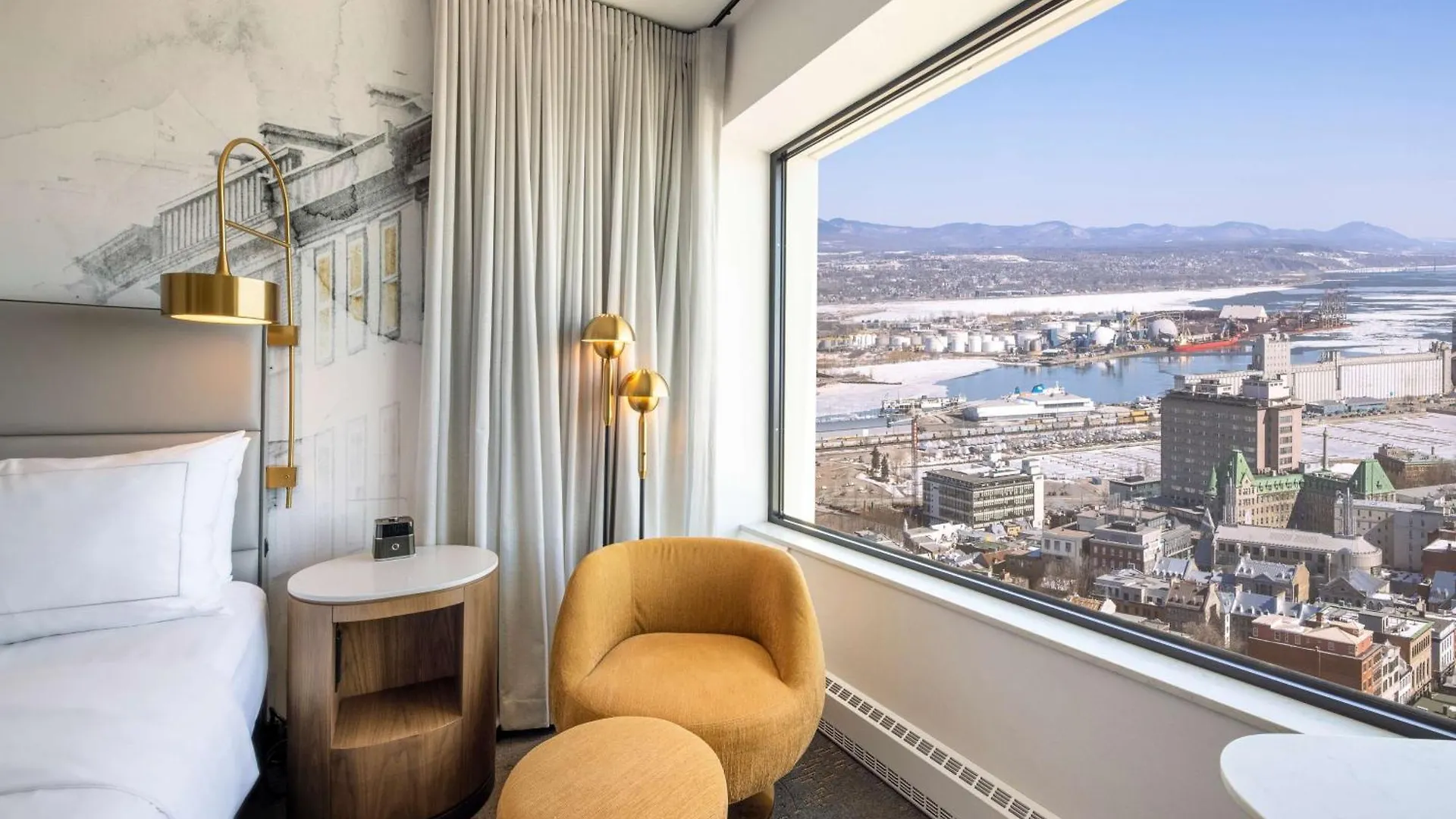 Hilton Quebec Hotel